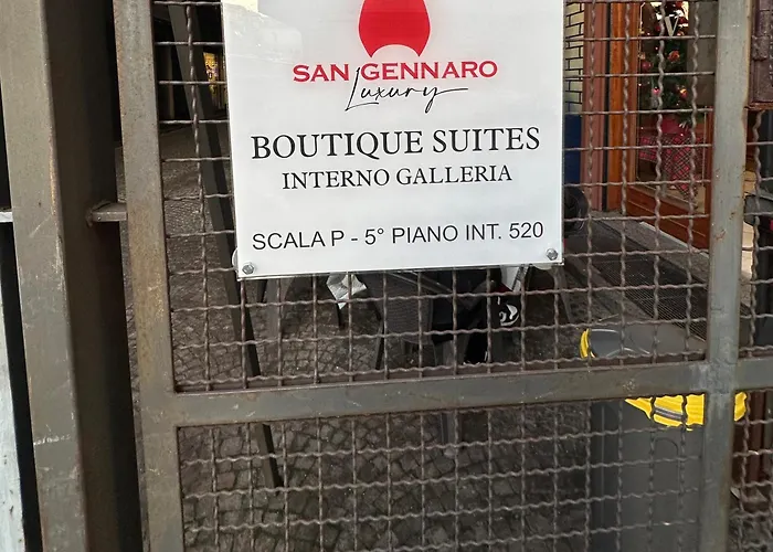 Gæstehus San Gennaro Luxury 19 Napoli