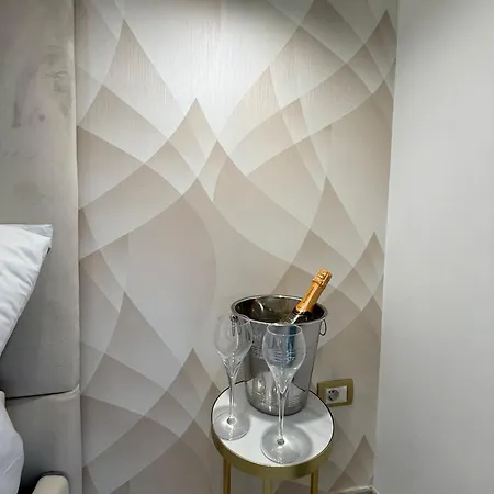 Guest house San Gennaro Luxury 19 Naples