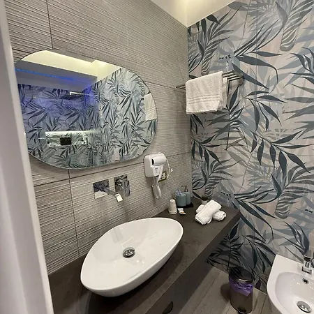 San Gennaro Luxury 19 4* Naples